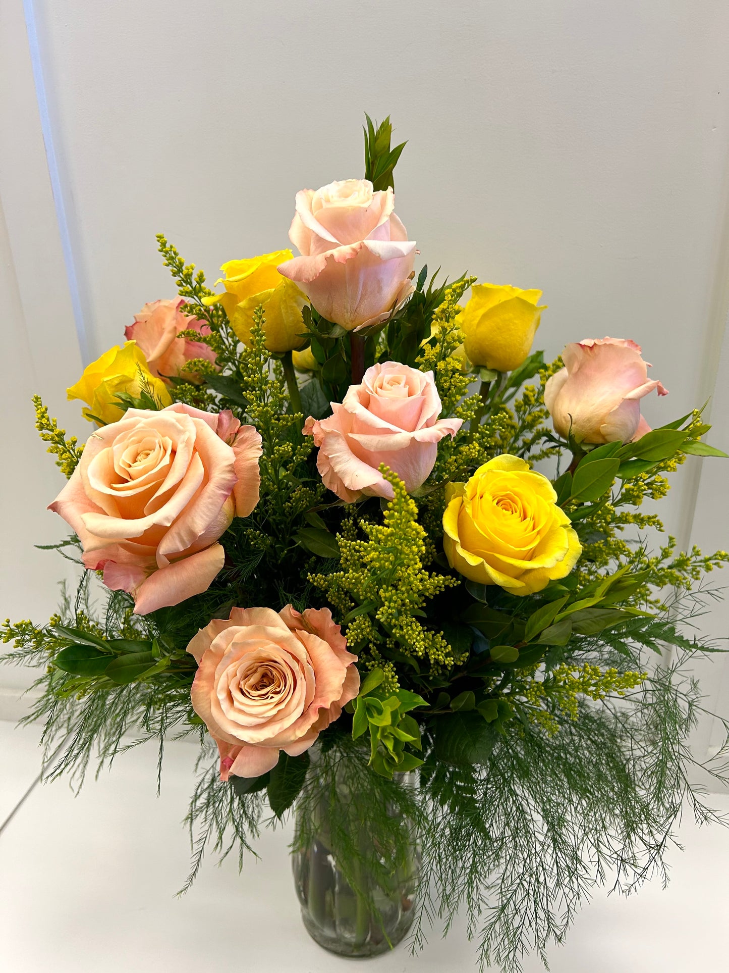 Deluxe Mixed Rose Vase